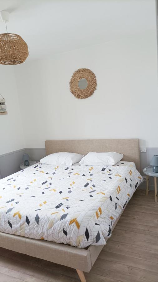 Loudeac : Appartement T2 Chaleureux Centre Ville Buitenkant foto