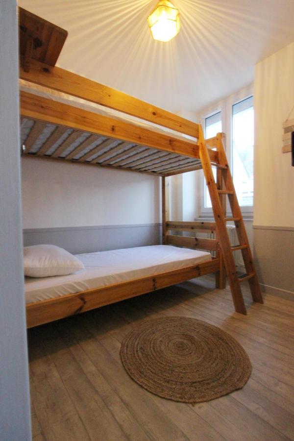 Loudeac : Appartement T2 Chaleureux Centre Ville Buitenkant foto